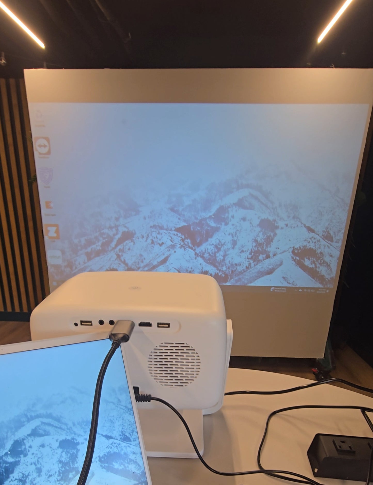 Projector (add on)